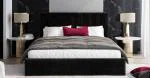 Čalúnená posteľ JUSTIN 160x200 Čierná Trinity s úložným priestorom kovový rošt